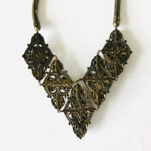 Stunning -  Anton Heunis - Coral, Crystal & Turquoise Necklace - Picture 7 of 7